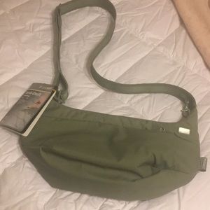 Bag cross body PAC SAFE.